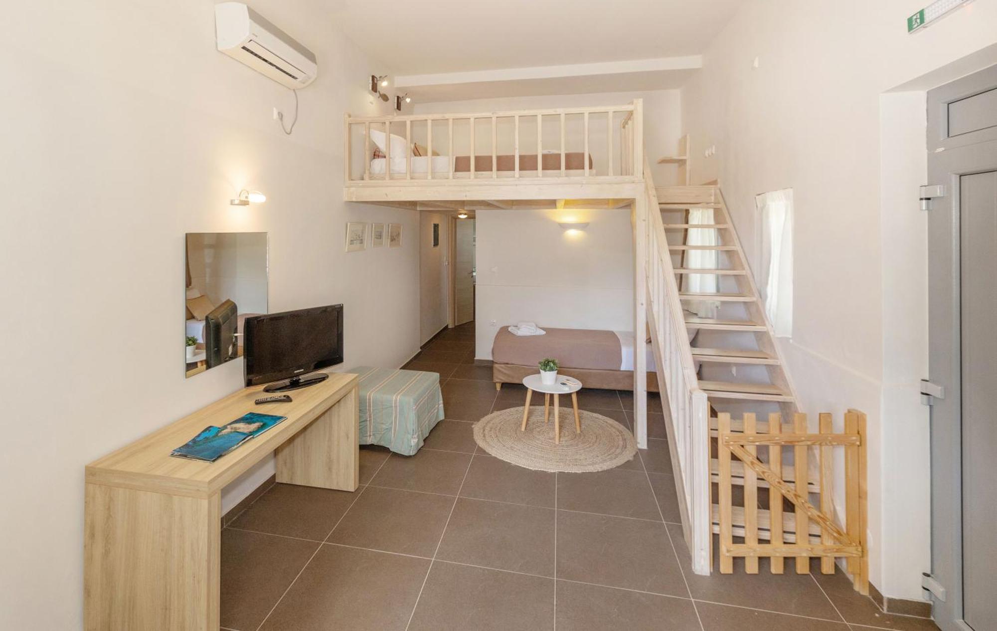 Oinoni'S Home - Aiakos Studio Souvala Ngoại thất bức ảnh
